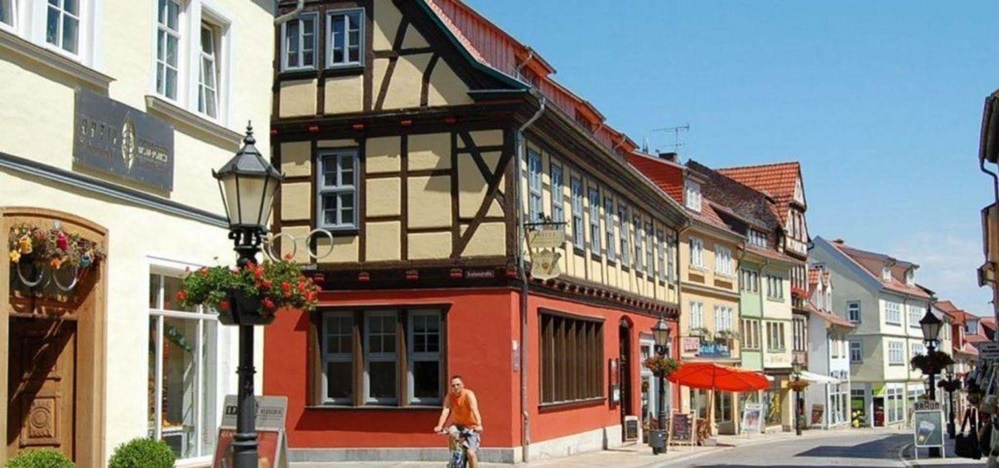 Muehlhaeuser Hof Und Stadtmauer ミュールハウゼン エクステリア 写真